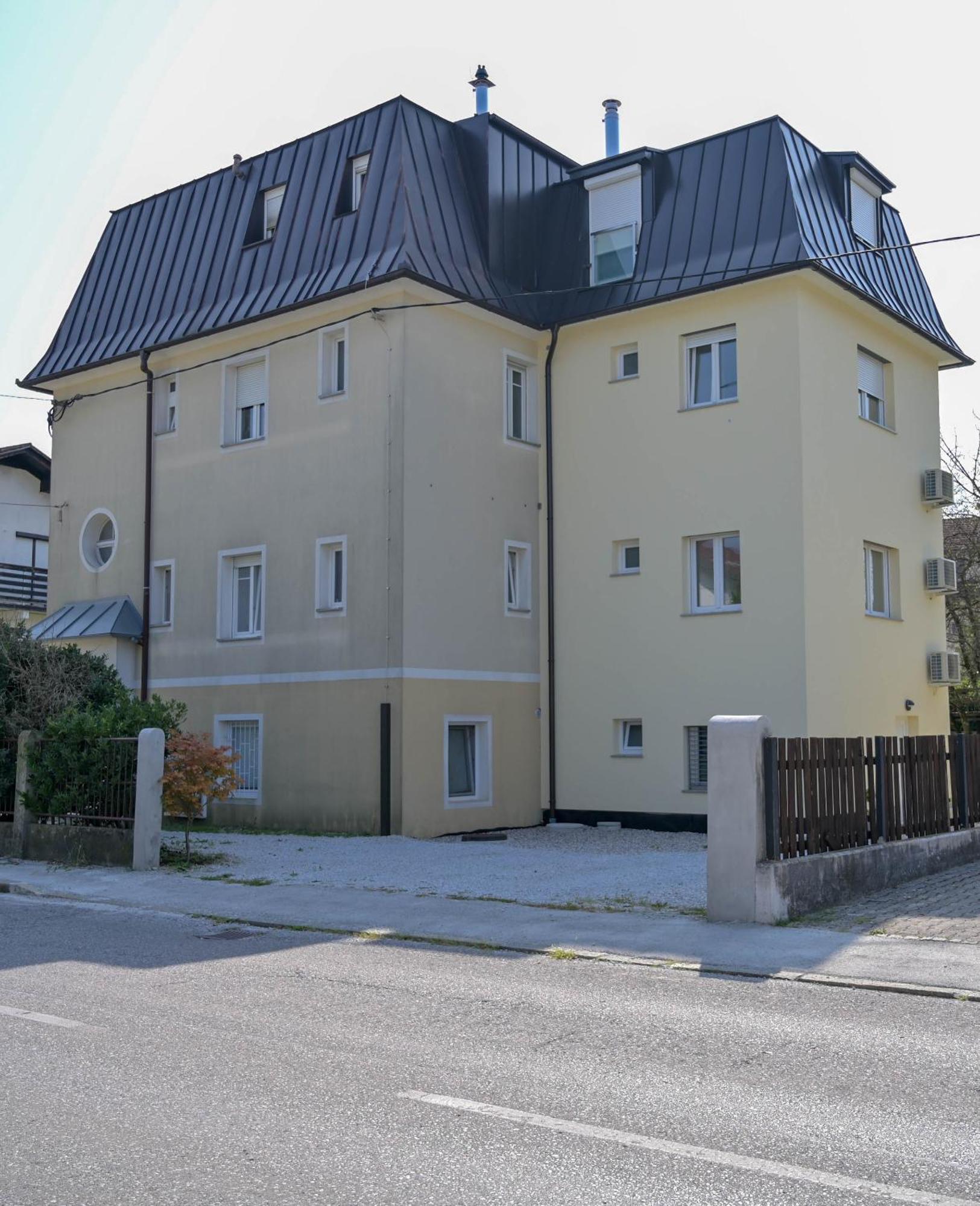 Blue Apartment With Free Parking Ljubljana Ngoại thất bức ảnh