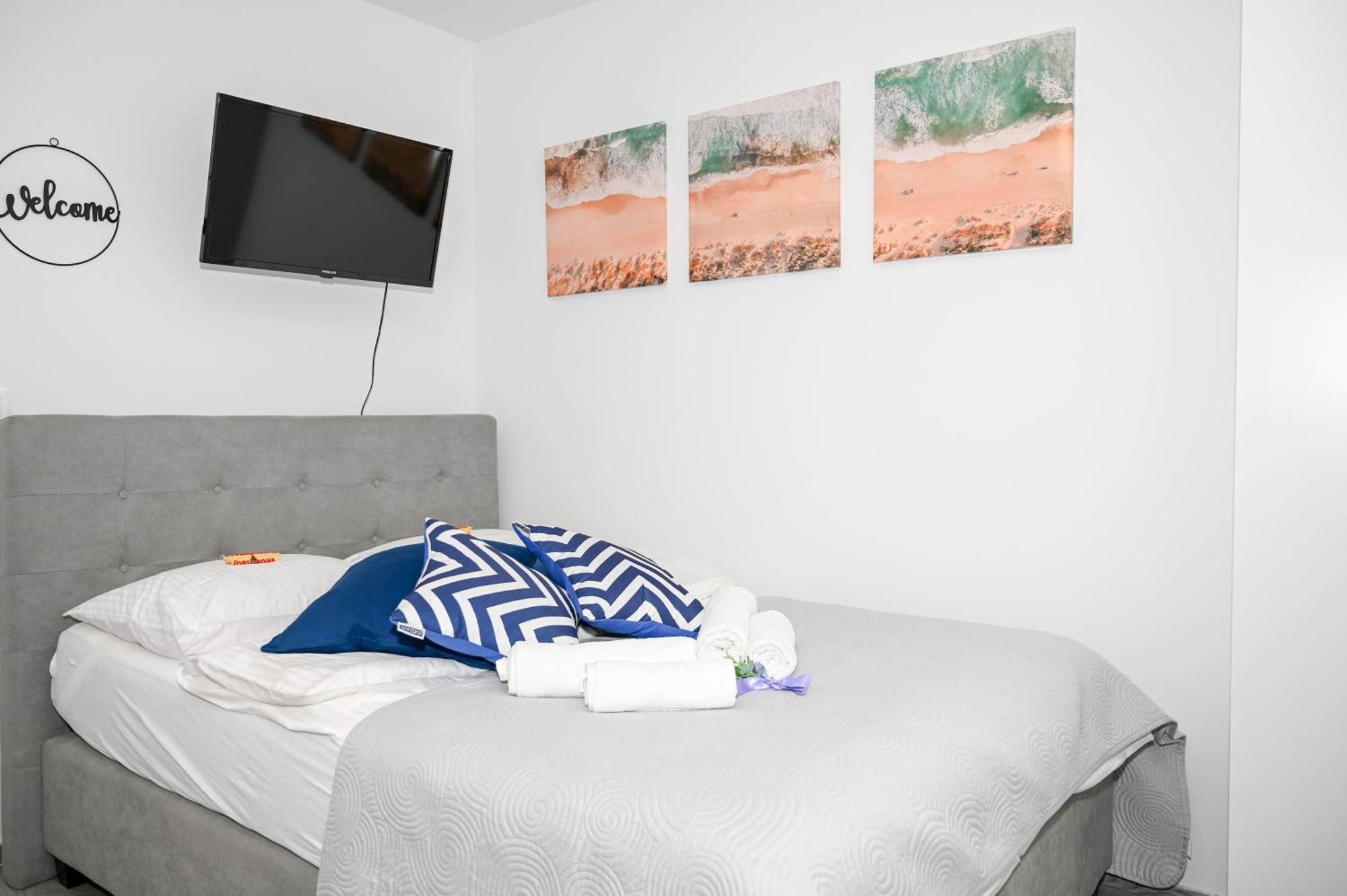 Blue Apartment With Free Parking Ljubljana Ngoại thất bức ảnh