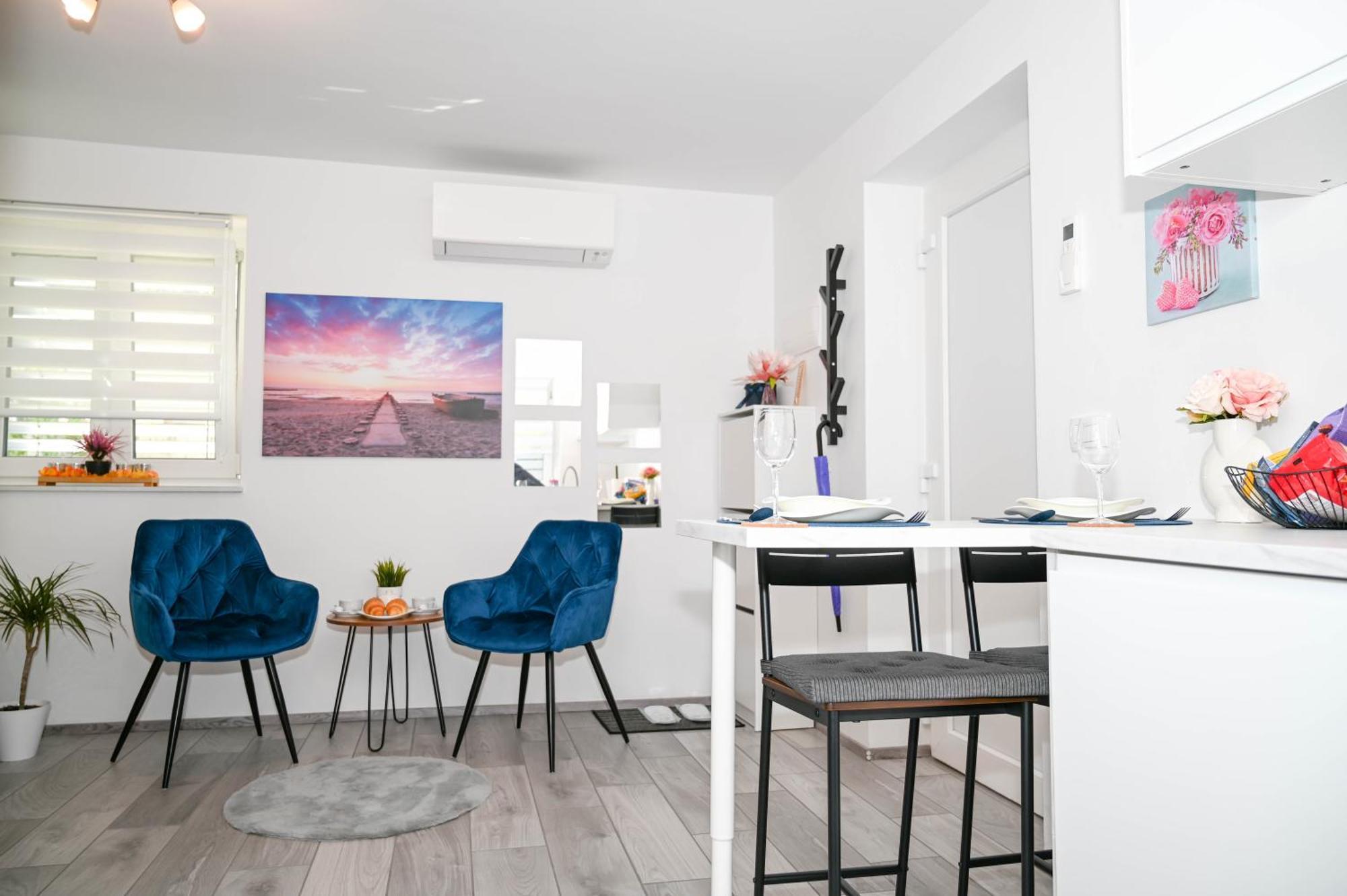 Blue Apartment With Free Parking Ljubljana Ngoại thất bức ảnh
