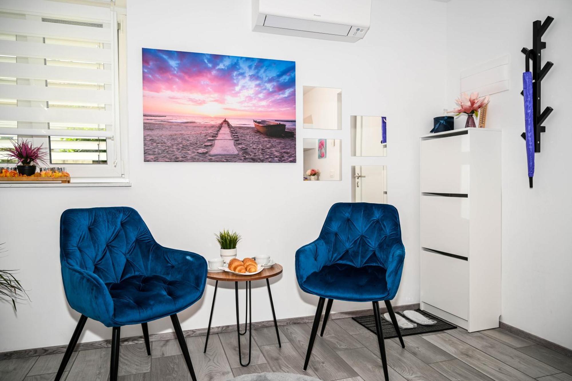 Blue Apartment With Free Parking Ljubljana Ngoại thất bức ảnh