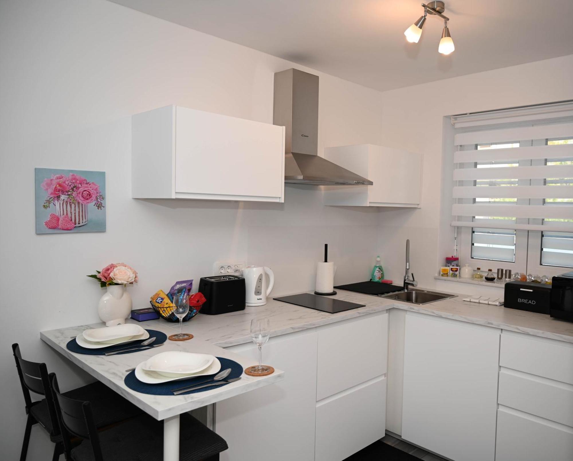 Blue Apartment With Free Parking Ljubljana Ngoại thất bức ảnh